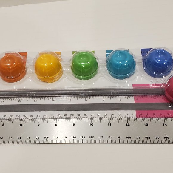 We R-Portable, slim Paper Trimmer-Magnetic Ruler/8 Blades Cutters-Perforated-new - Picture 2 of 3